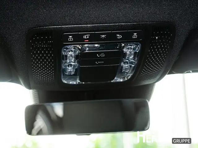 Mercedes-Benz Cla view 11