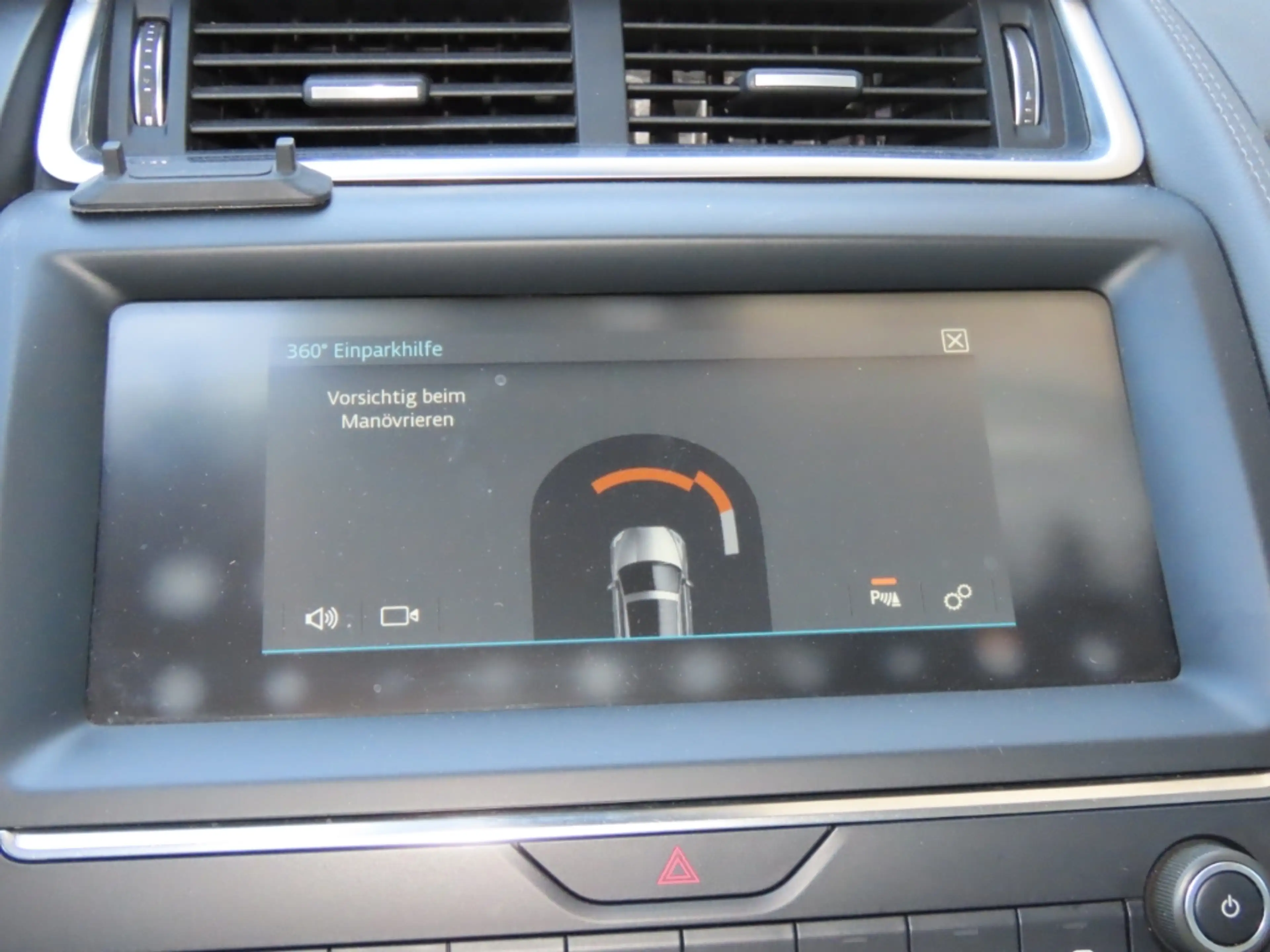 Jaguar E-Pace SE AWD 1.Hd*ACC*360Kam*Navi*SHZ*AHK*8-f — photo 15