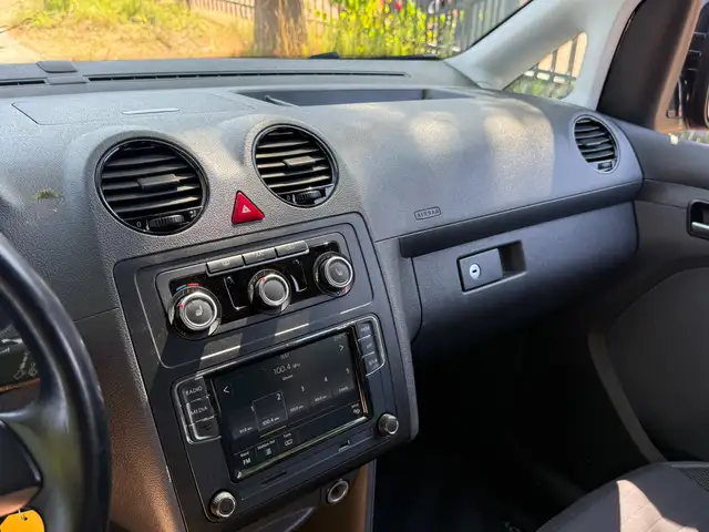 Volkswagen Caddy view 14