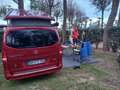 Mercedes-Benz 250 Marco Polo Rot - thumbnail 7