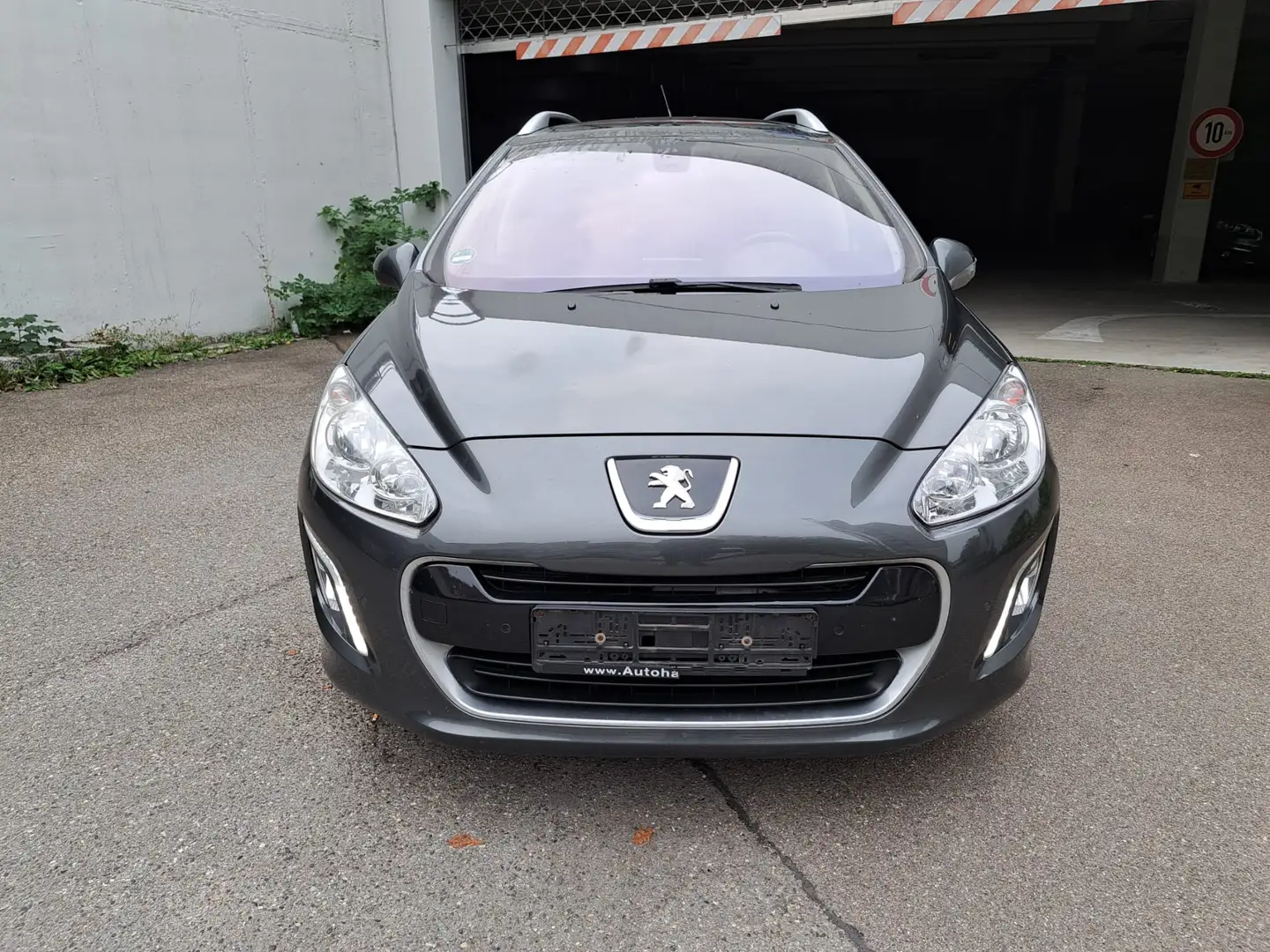 Peugeot 308 Allure Grau - 2