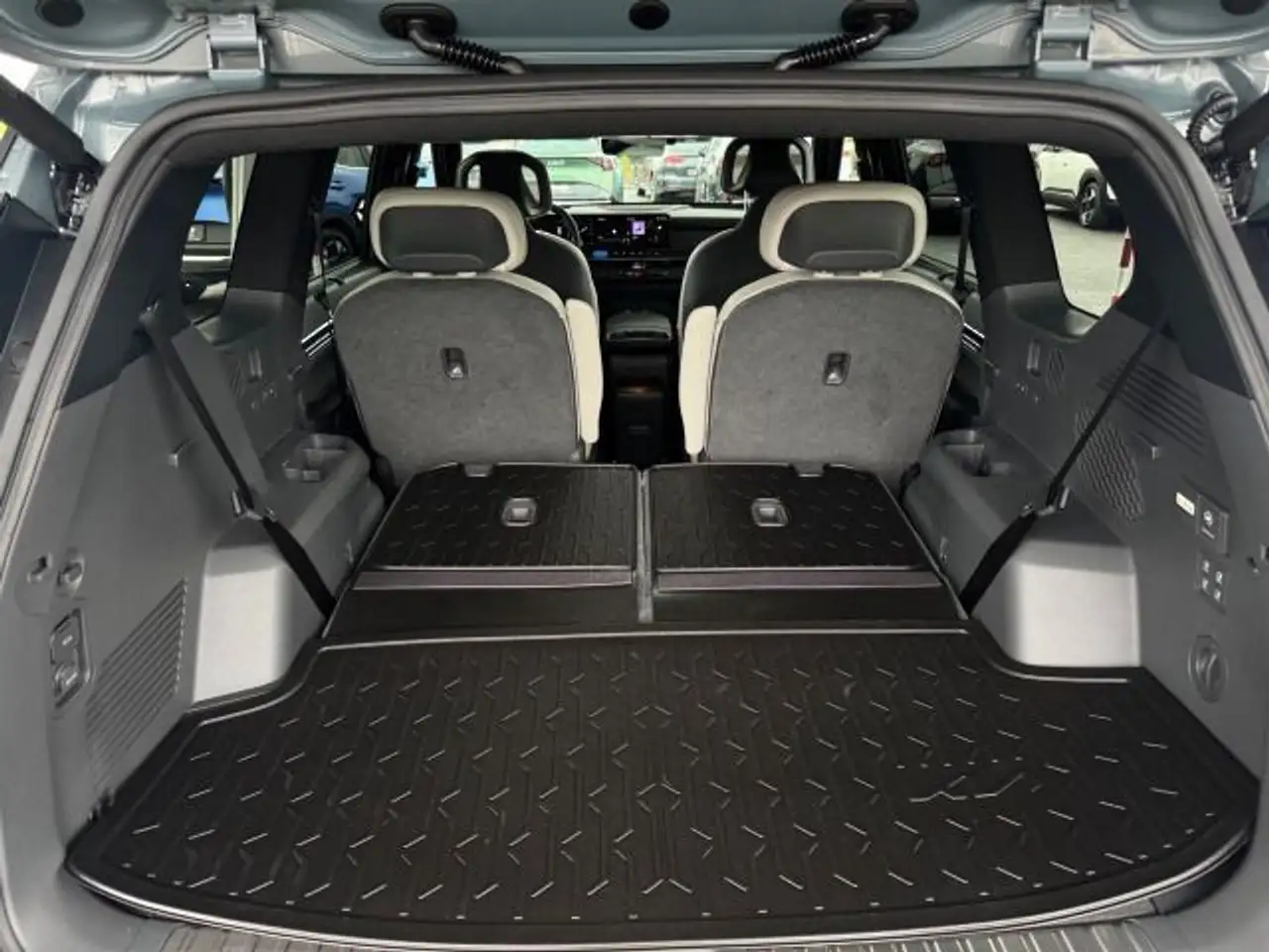 Kia EV9 AWD GTL RELAX GD 10