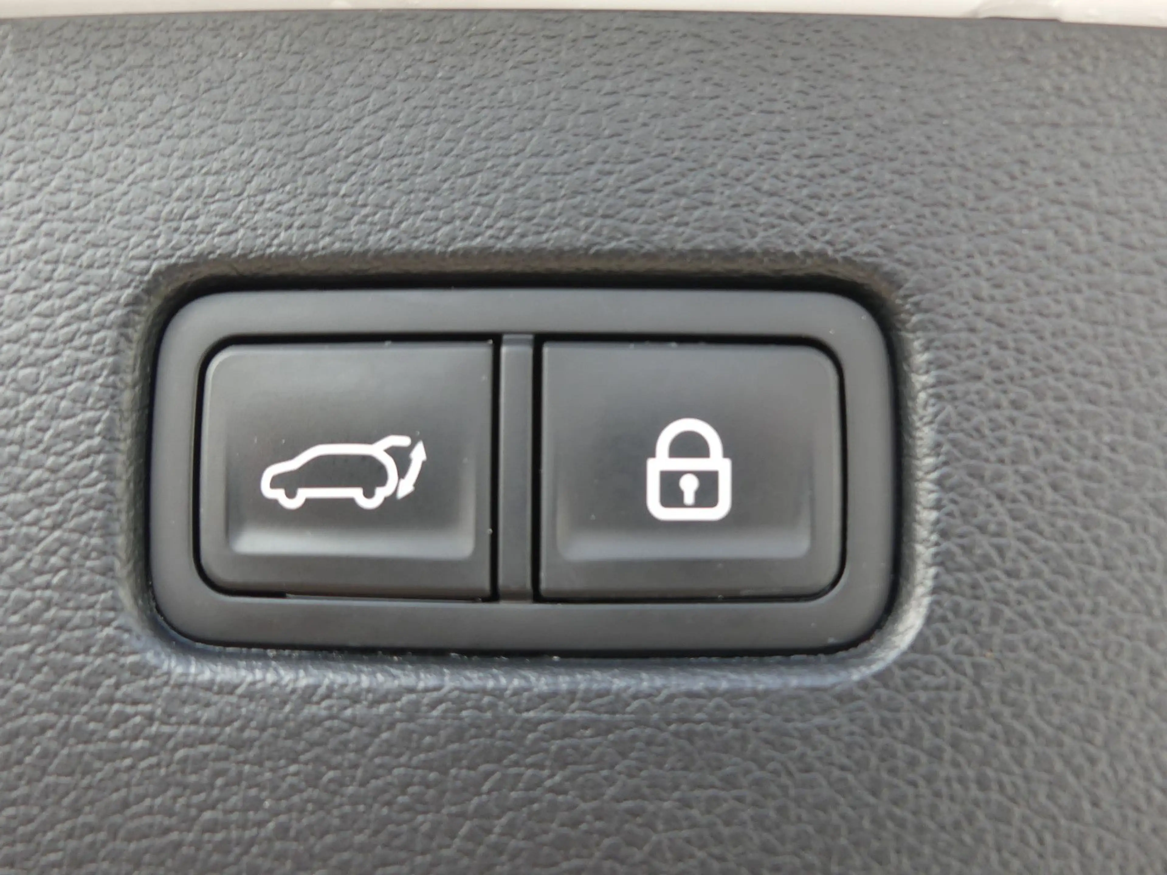 Genesis GV80 3.0 AWD Luxus + Anhängezugvorrichtung abnehmbar — photo 9