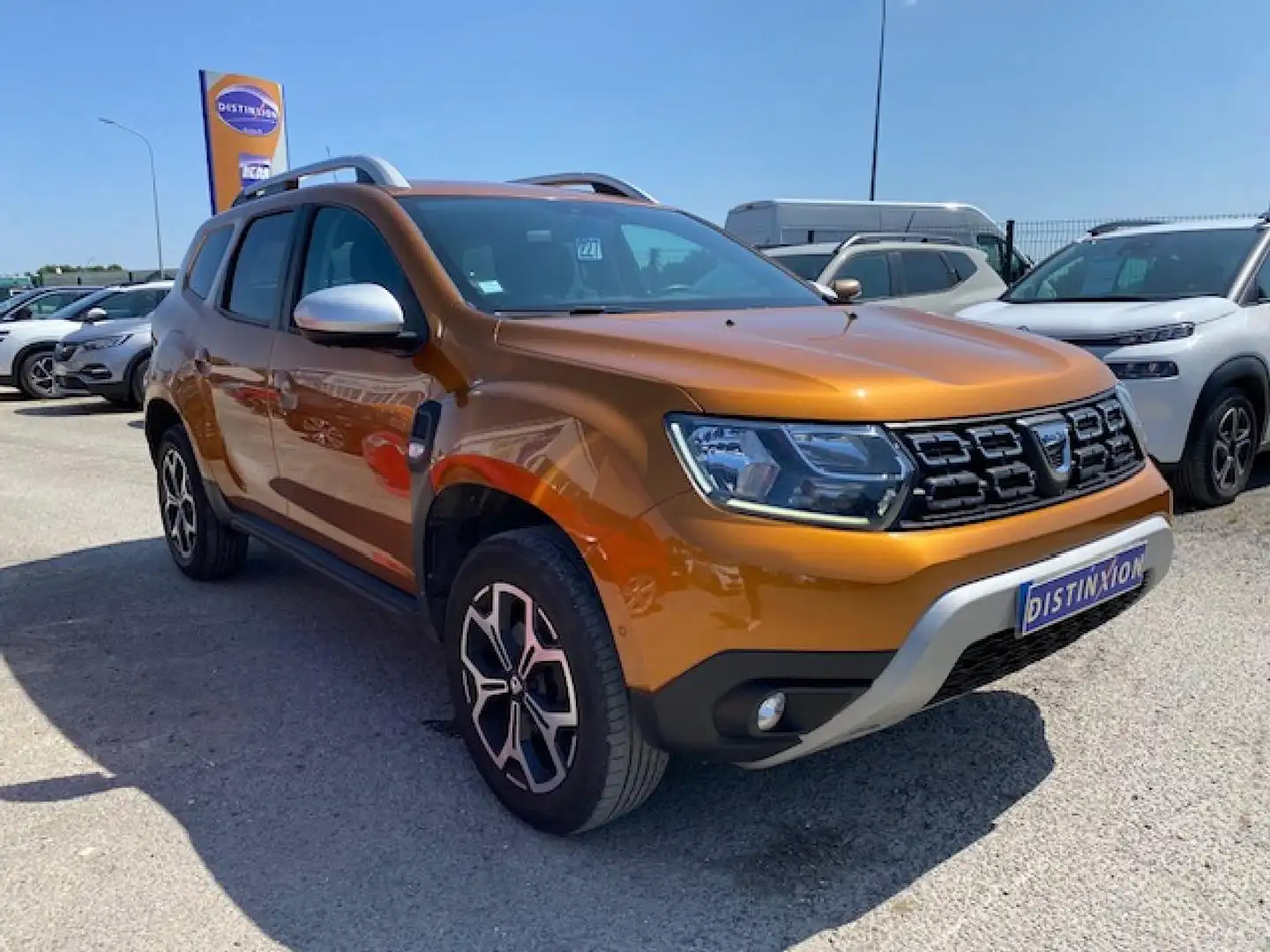 Dacia Duster 1.5 BLUEDCi - 115 - PRESTIGE Orange - 2