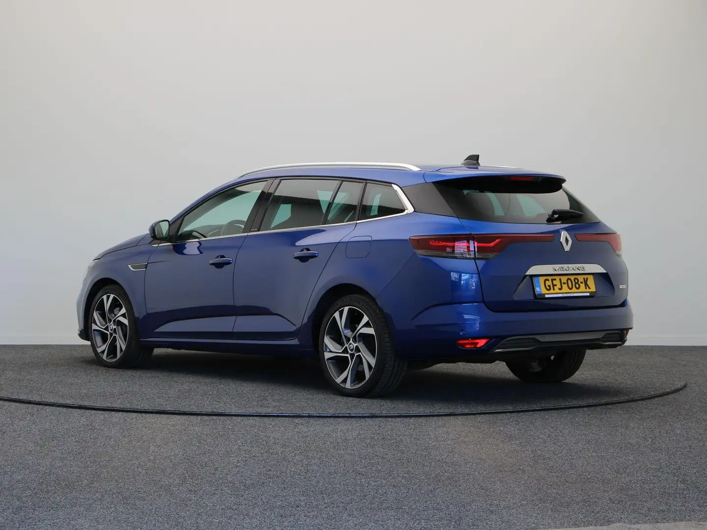 Renault Megane E-Tech Estate 1.6 Plug-In Hybrid 160 R.S. Line | Stoelver Blauw - 2