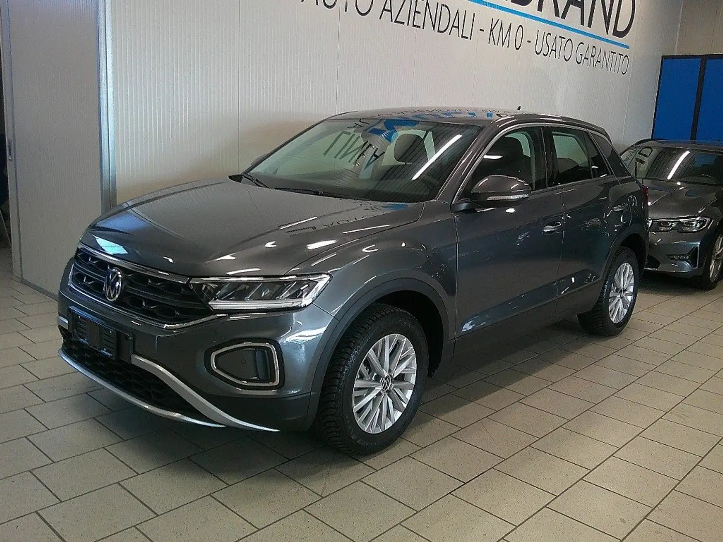 Volkswagen T-Roc 1.0 TSI Led Pdc Plus App Connect Promo Grigio - 2