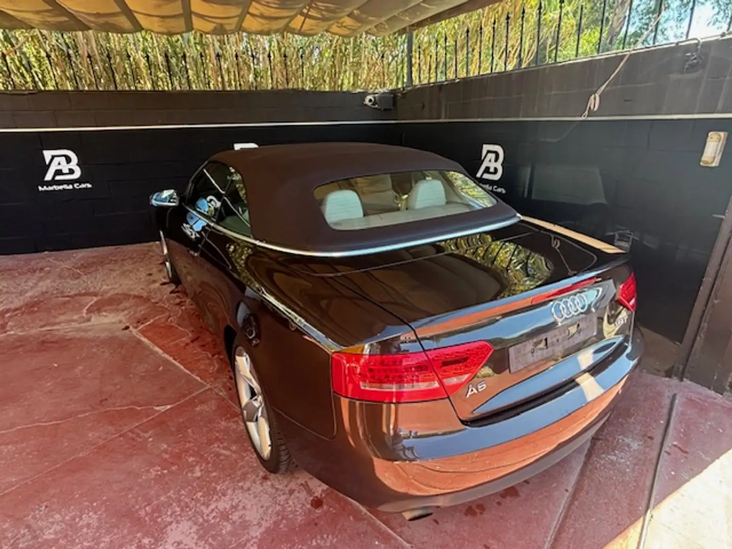 Audi A5 Cabrio 1.8 TFSI Multitronic Hnědá - 2