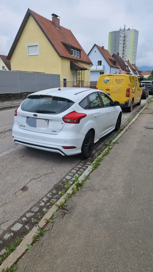 Ford Focus 1,0 EcoBoost ST-Line - 1