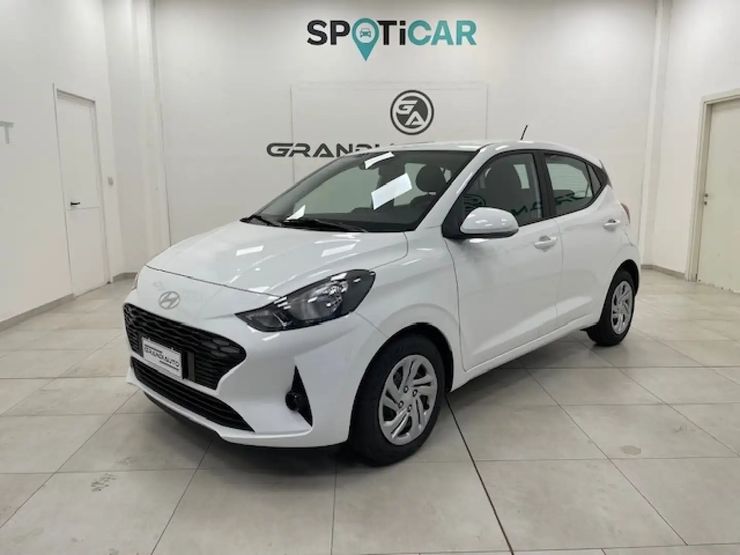 Hyundai i10 1.0 mpi Connectline 63cv Bianco - 1