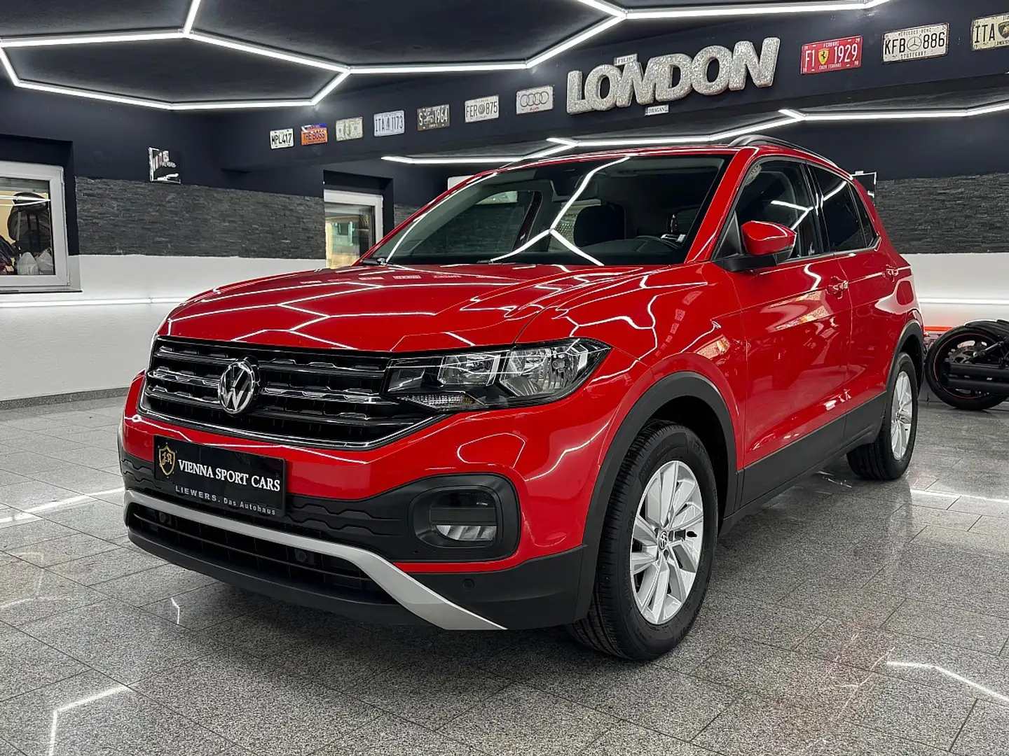 Volkswagen T-Cross 1,0 TSI Life DSG*Top-Ausstattung* Rot - 1