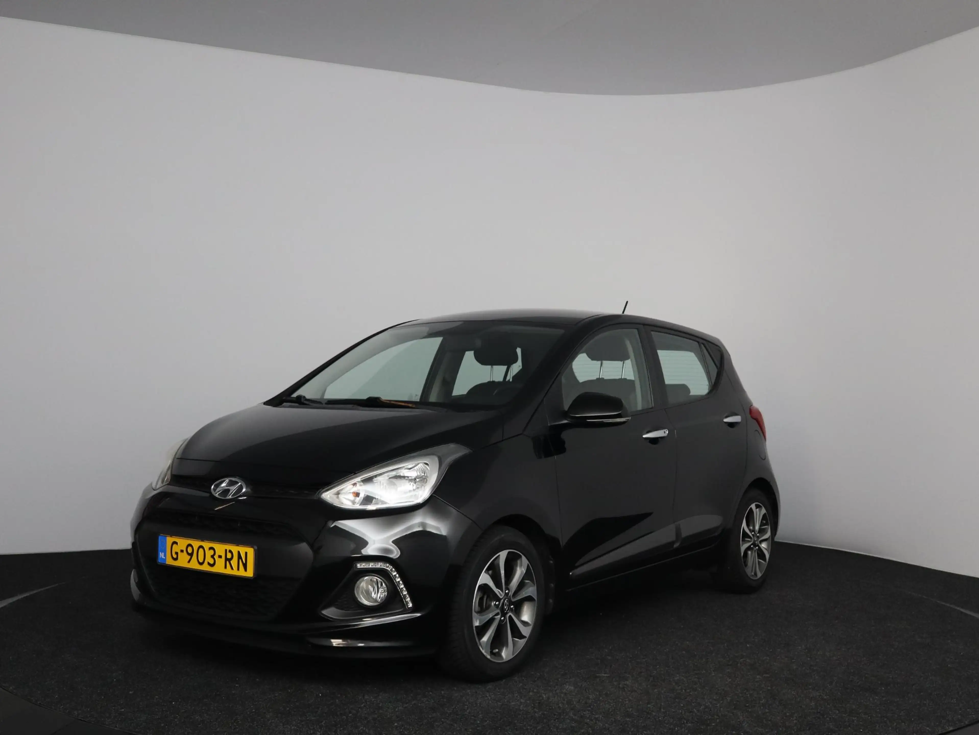 Hyundai i10 1.2i | Automaat | 1/2 leder — photo 3