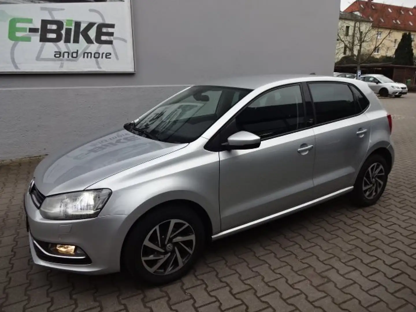 Volkswagen Polo Sound Silber - 2