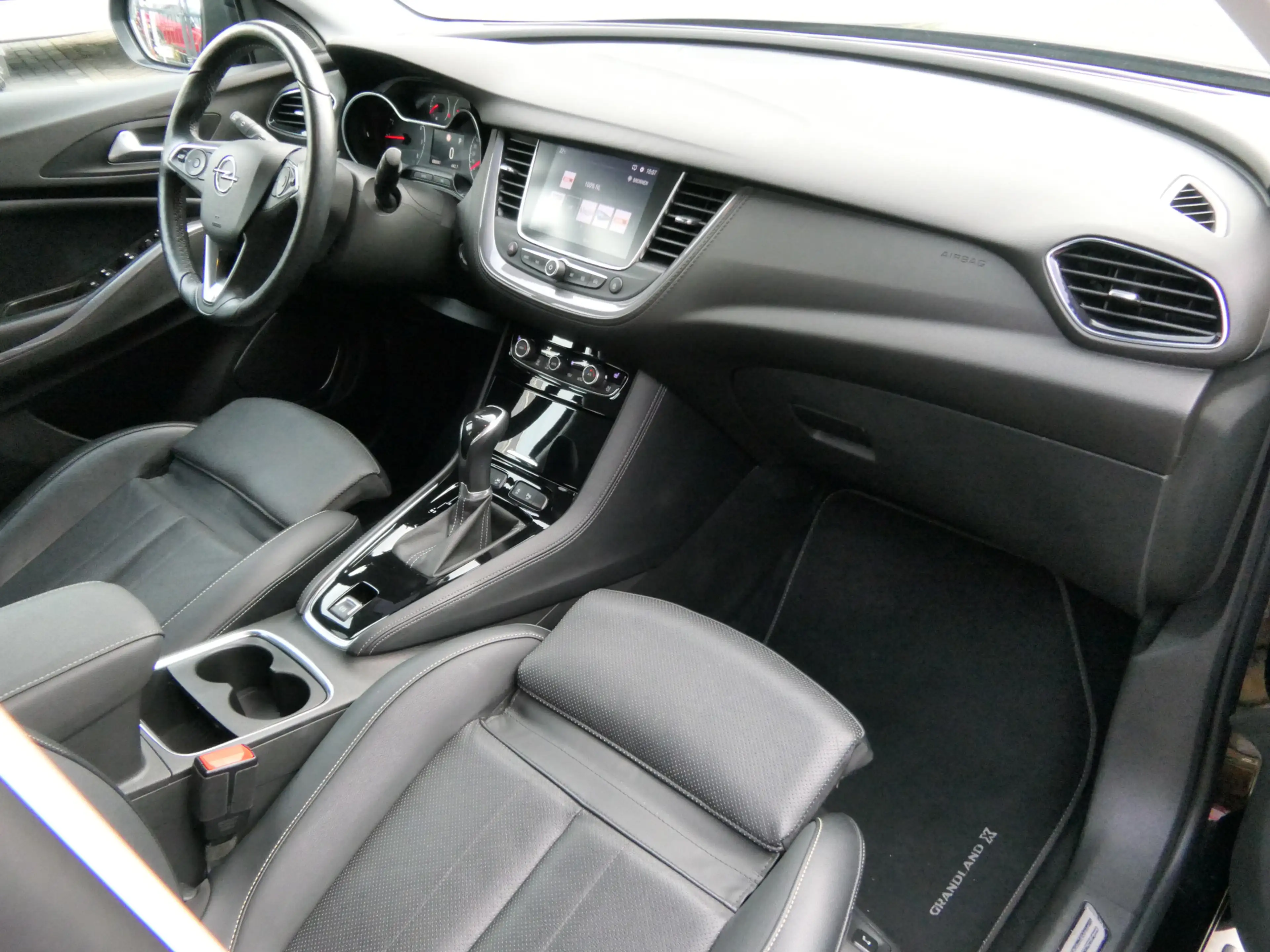 Opel Grandland X 1.2 Turbo Innovation Automaat | LED Matrix | Leder — photo 18