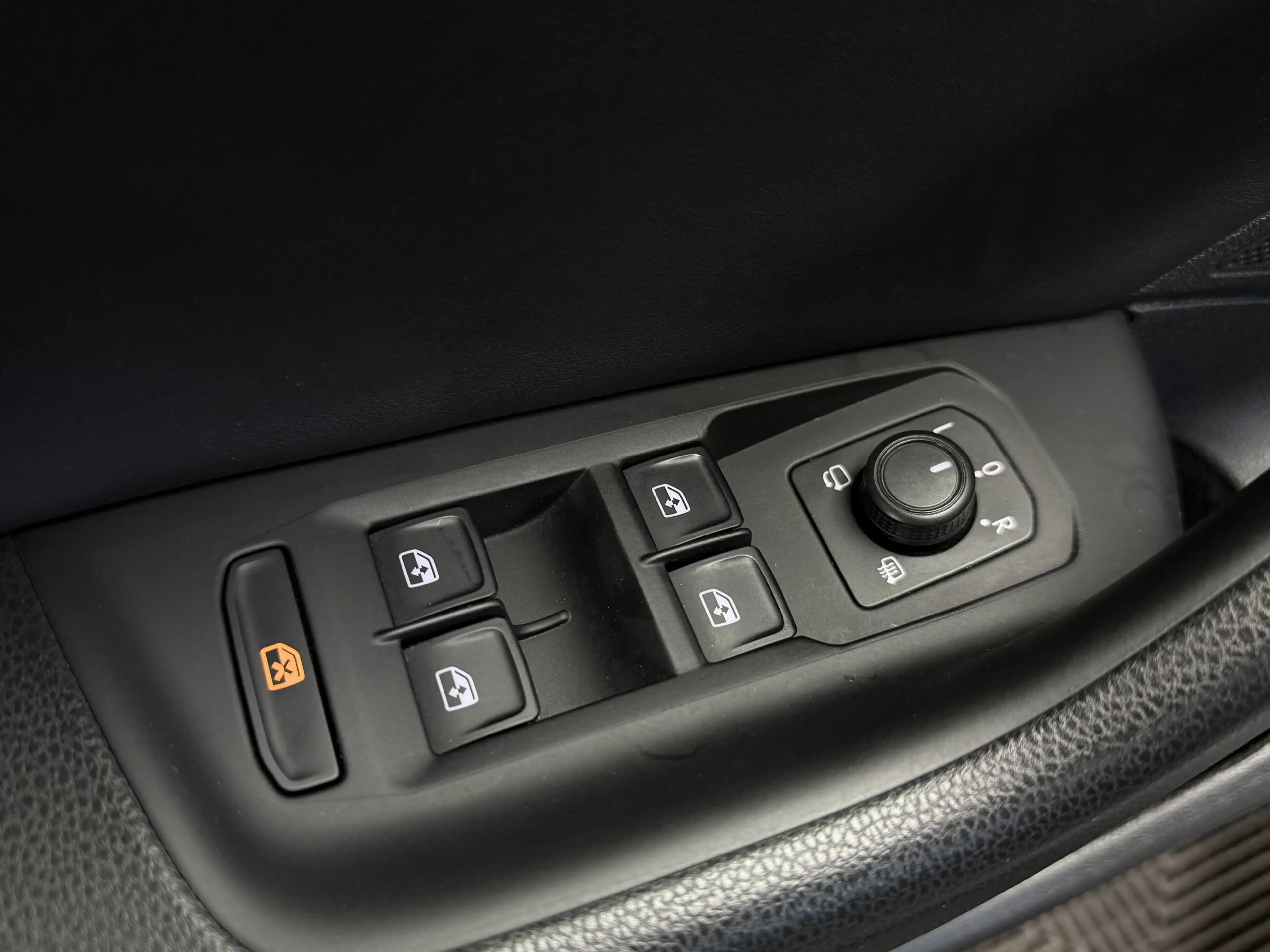 Volkswagen Arteon R-Line Lane Abstandstem. Keyless Virtuel — photo 13