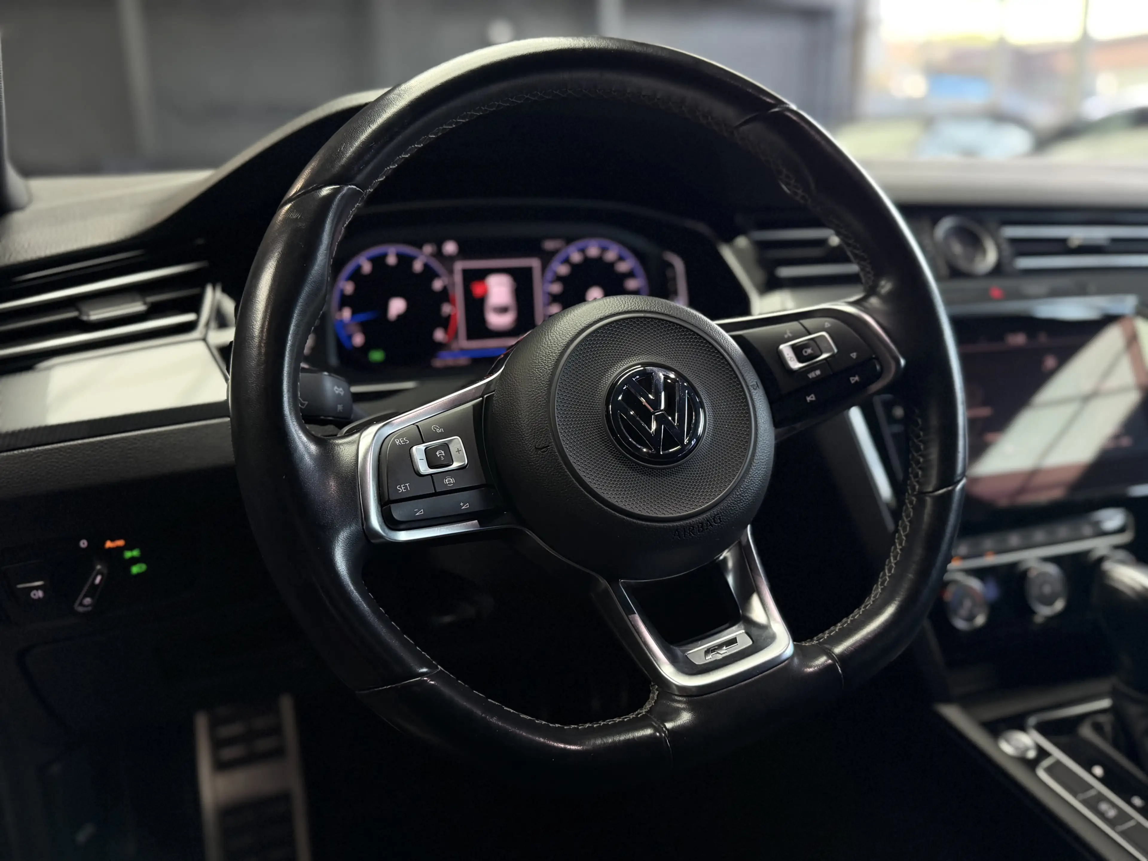 Volkswagen Arteon R-Line Lane Abstandstem. Keyless Virtuel — photo 11