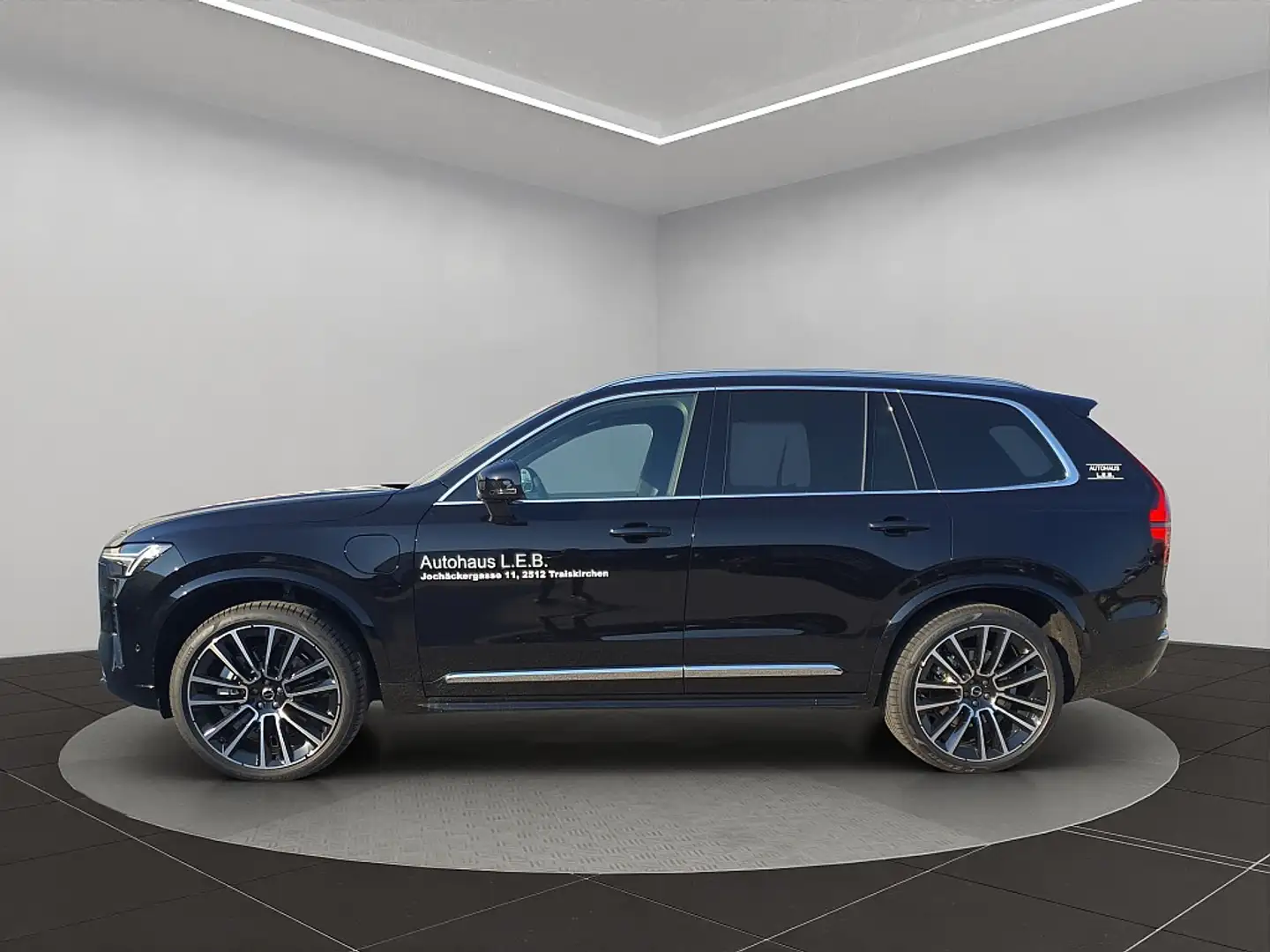 Volvo XC90 T8 AWD PHEV 18,8kWh Ultra Bright Schwarz - 2