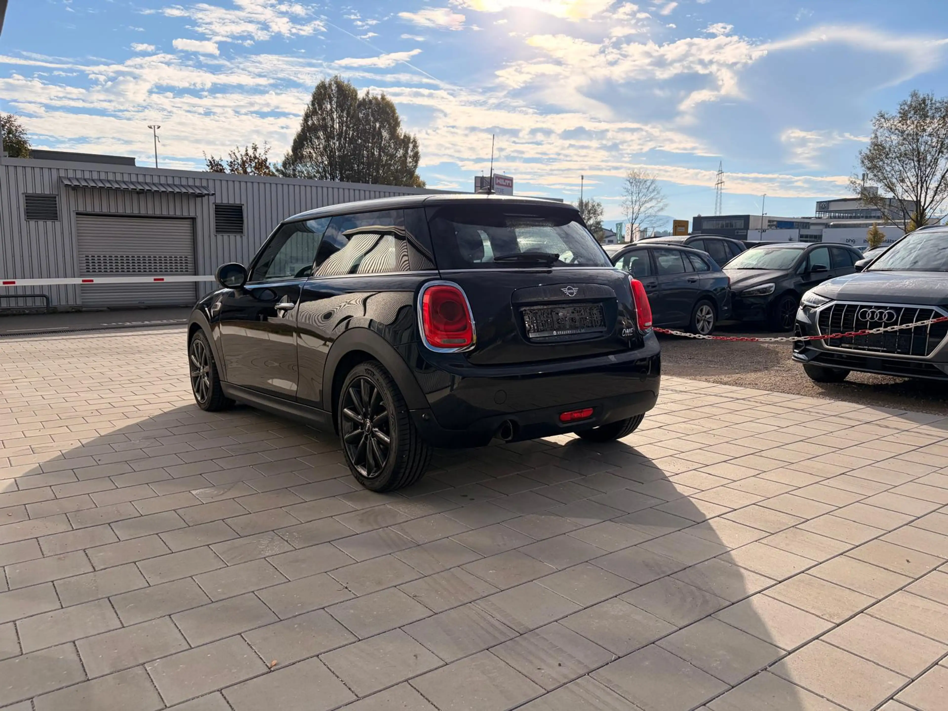 MINI Others One | PDC | — photo 4