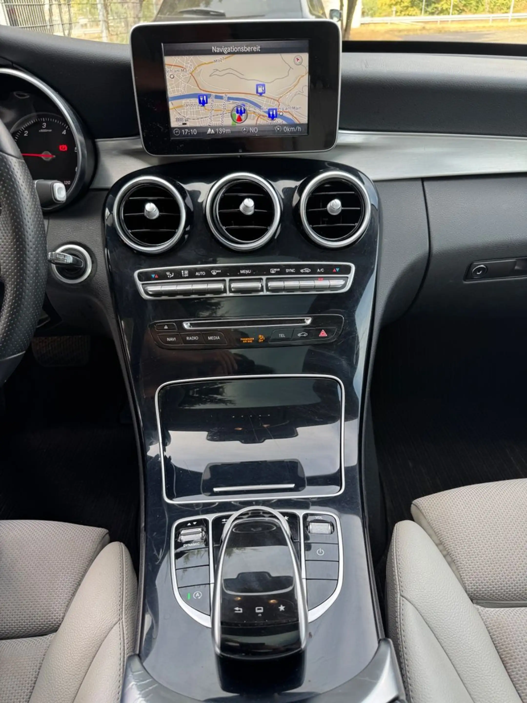 Mercedes-Benz C 200 BlueTec /d Burmester,Kamera,LED,Teilleder — photo 13
