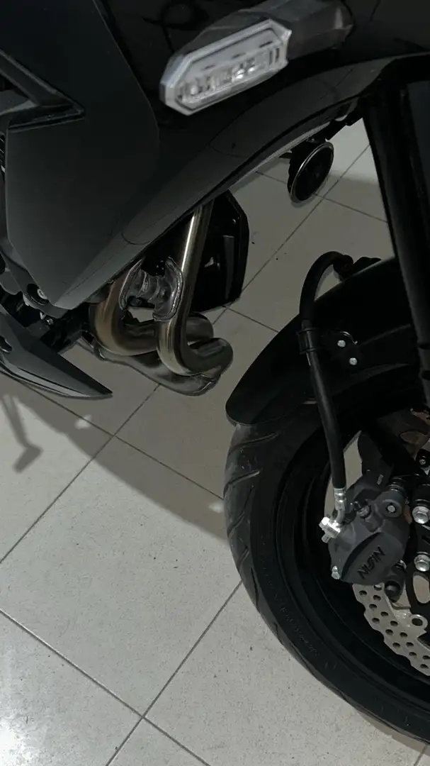 Kawasaki Versys 650 Black edition Negru - 1