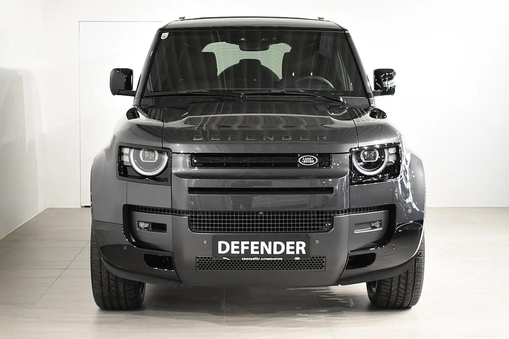 Land Rover Defender 110 P300e PHEV AWD X-Dynamic SE Aut. Grau - 2