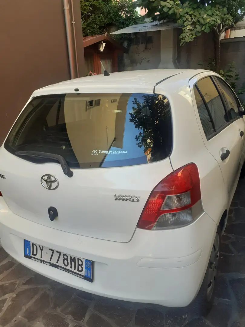 Toyota Yaris Yaris 5p 1.0 Now Gpl Wit - 1