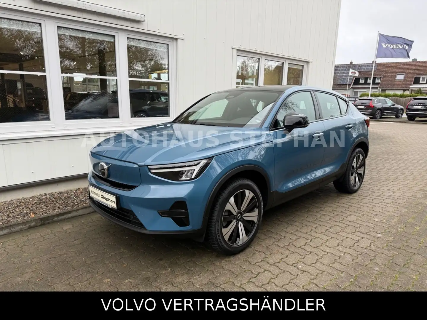 Volvo C40 Recharge TWIN ENGINE AWD PLUS GARANTIE Blau - 1