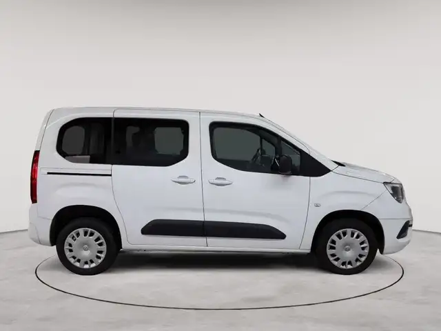 Opel Combo view 3