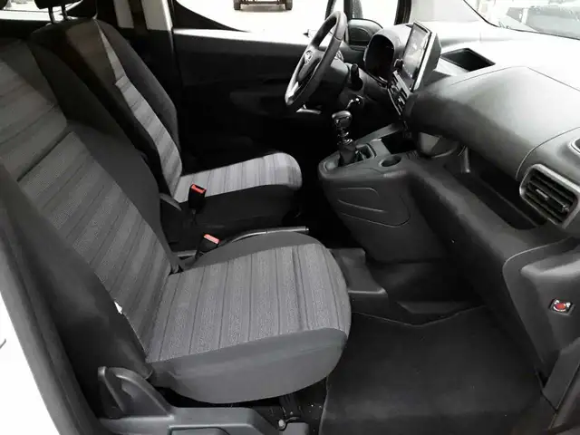 Opel Combo view 8