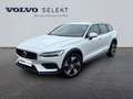 Volvo V60 Cross Country B4 AWD 197ch Pro Geartronic 8 Noir - thumbnail 1