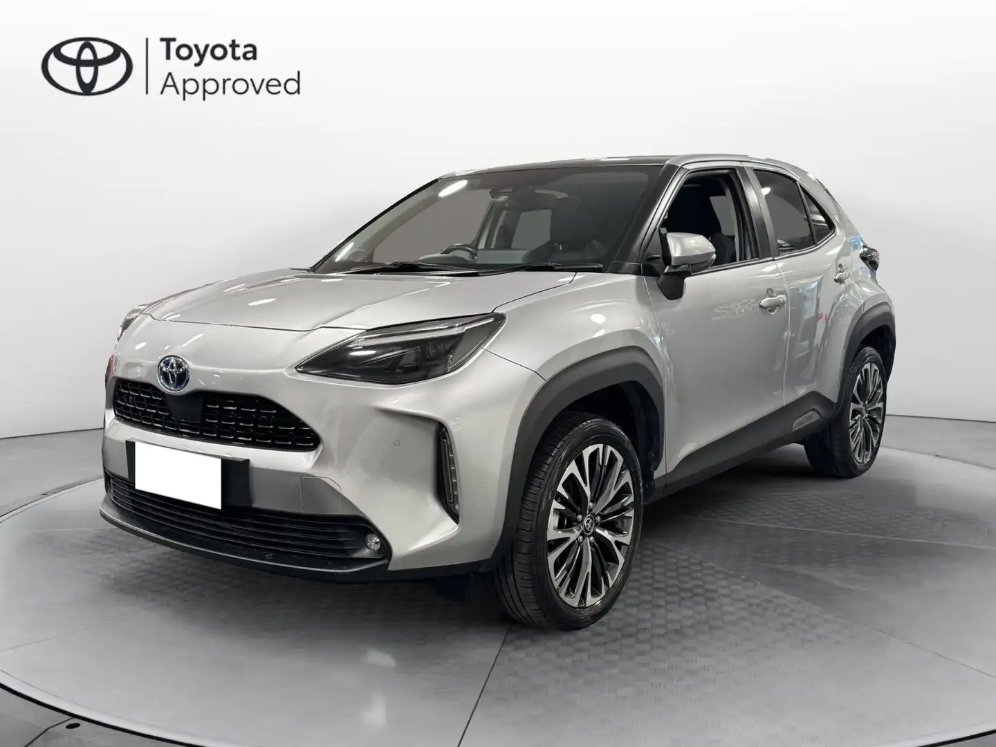 Toyota Yaris Cross Yaris Cross 1.5 Hybrid 5p. E-CVT AWD-i Lounge - 1