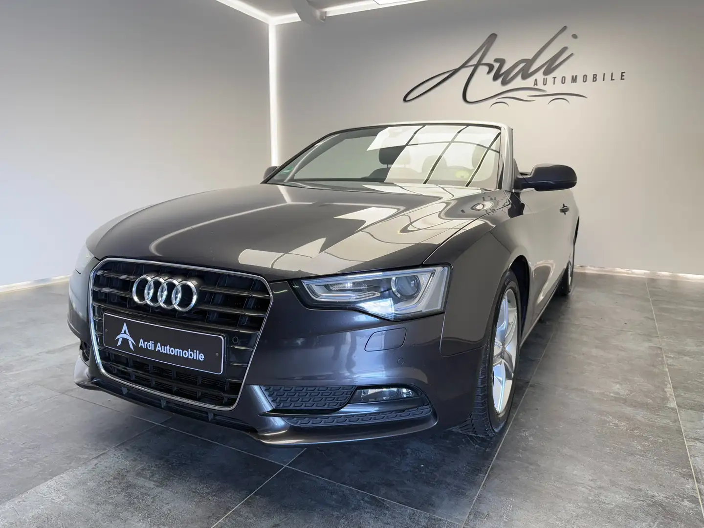 Audi A5 Cabriolet 2.0 TDi Multitronic*CAMERA*GARANTIE* Gris - 1