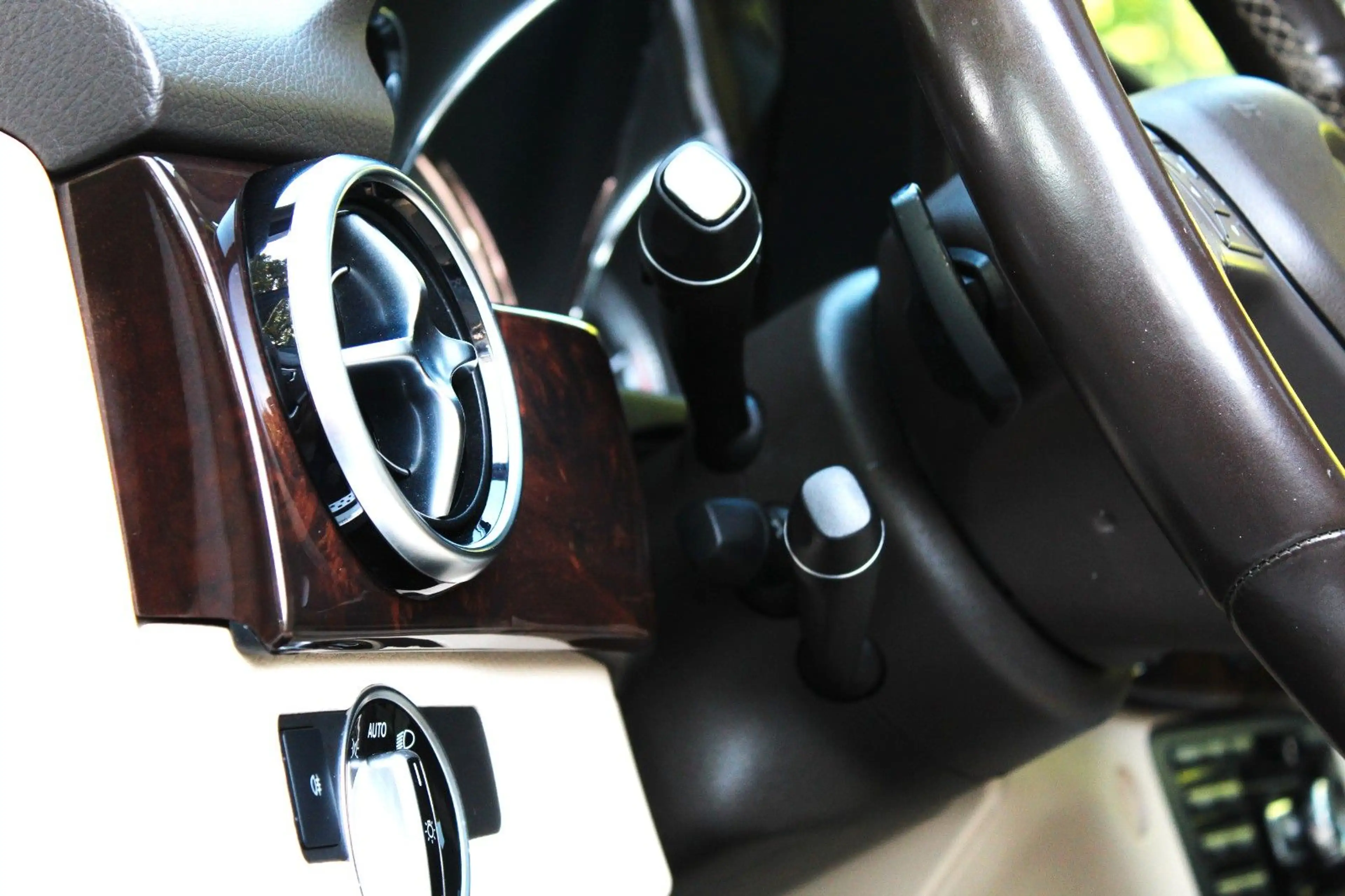 Mercedes-Benz GLK 350 4-MATIC  7-G KEYLES-GO KAMERA PANORAMA — photo 25