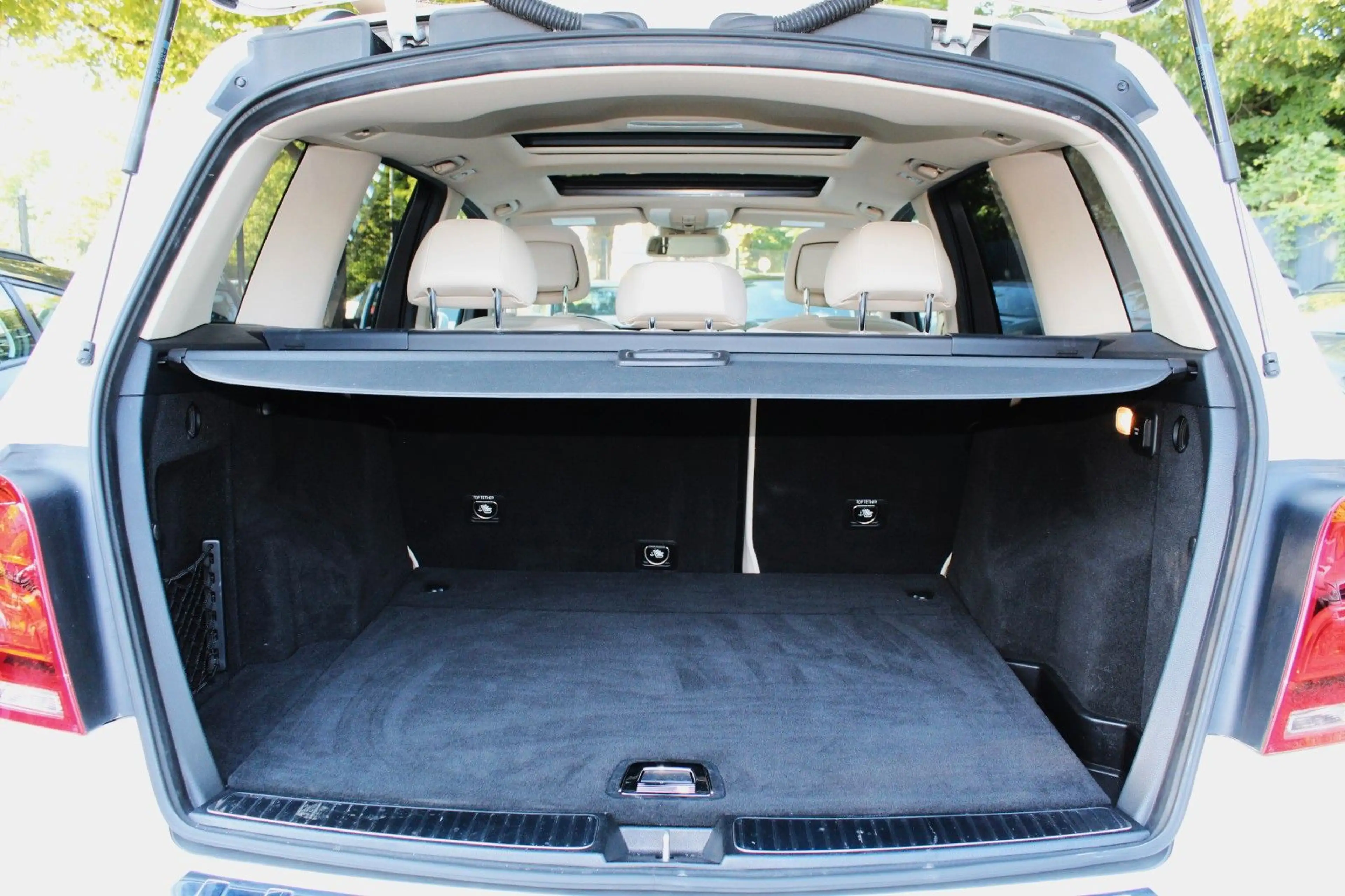 Mercedes-Benz GLK 350 4-MATIC  7-G KEYLES-GO KAMERA PANORAMA — photo 28