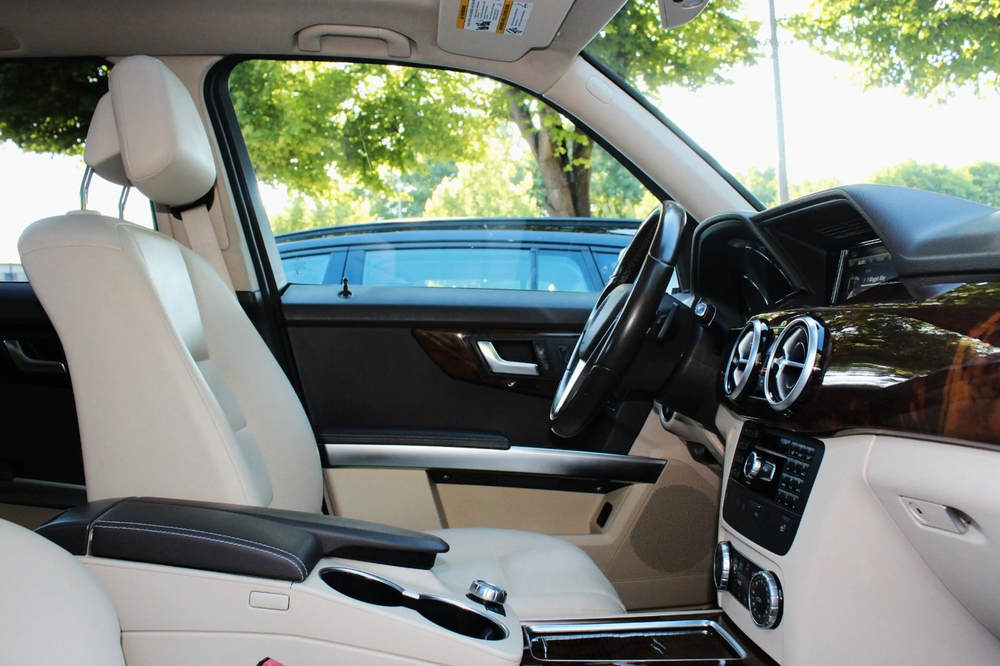 Mercedes-Benz GLK 350 4-MATIC  7-G KEYLES-GO KAMERA PANORAMA — photo 18