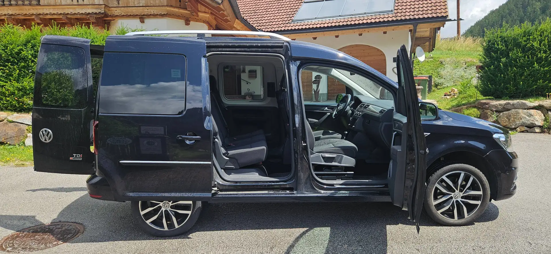 Volkswagen Caddy Generation 4 4motion Schwarz - 2