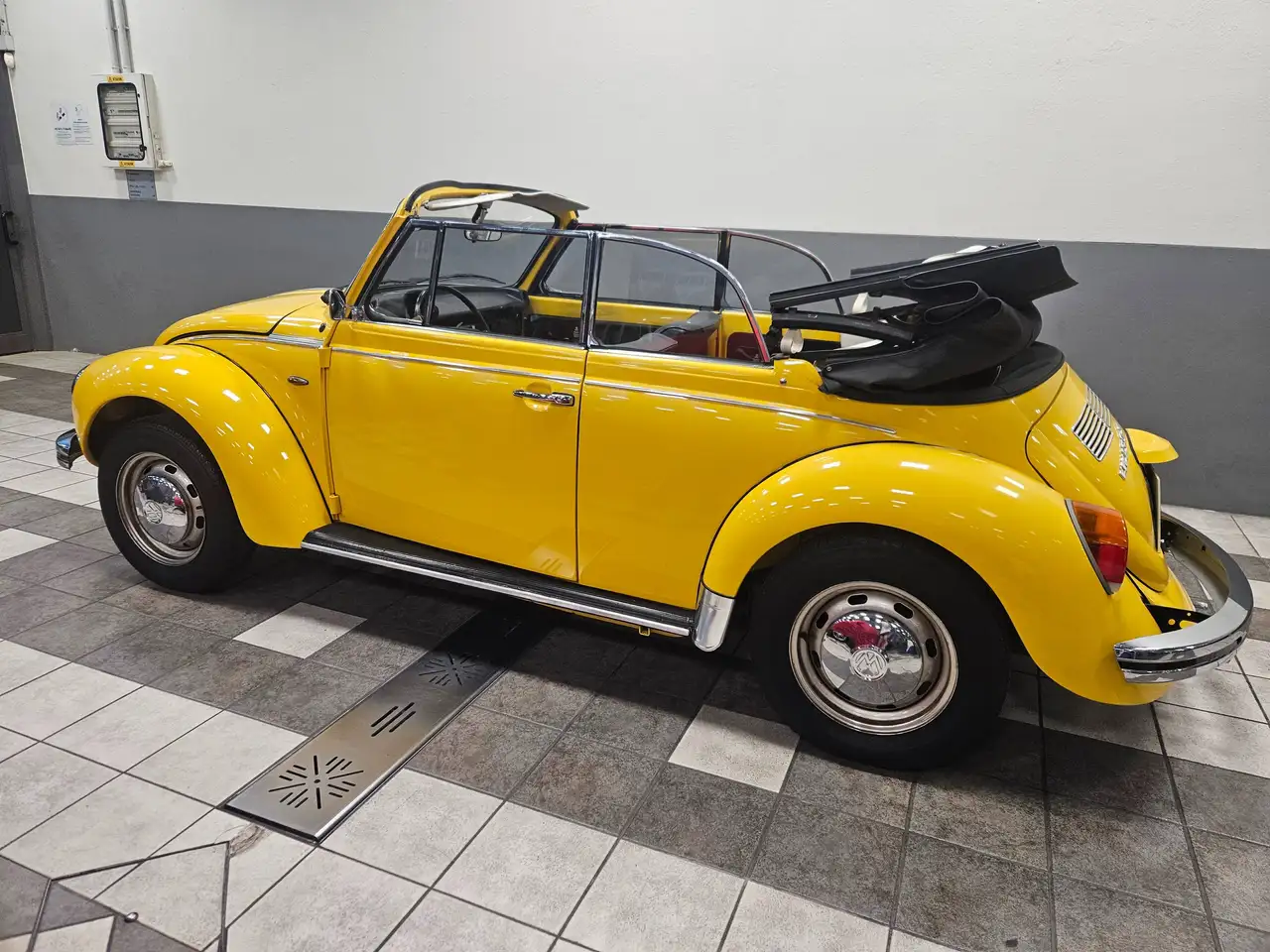 Volkswagen Maggiolino MAGGIOLONE CABRIO, foto 9