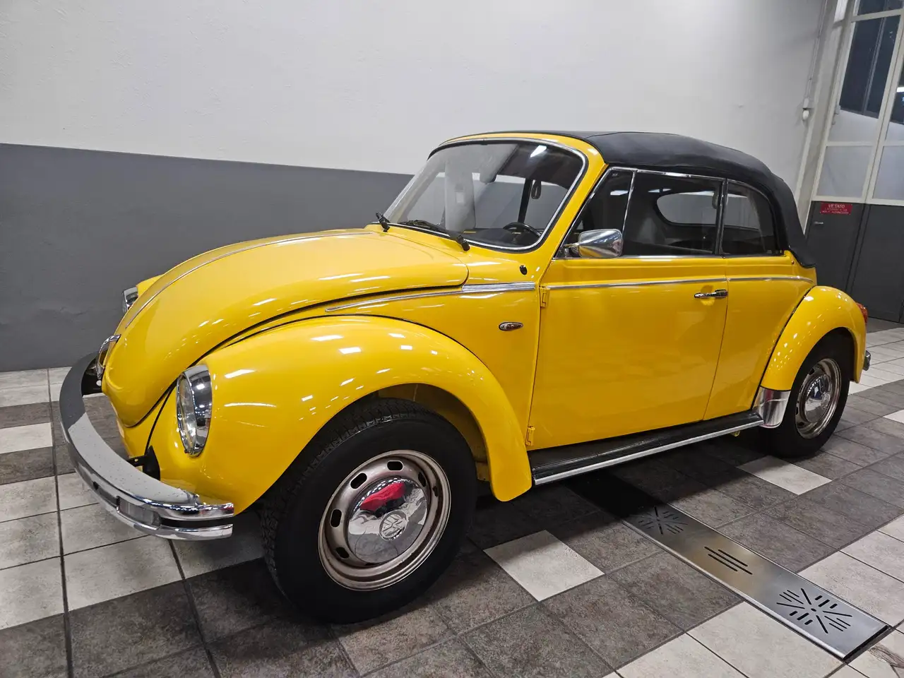 Volkswagen Maggiolino MAGGIOLONE CABRIO, foto 3