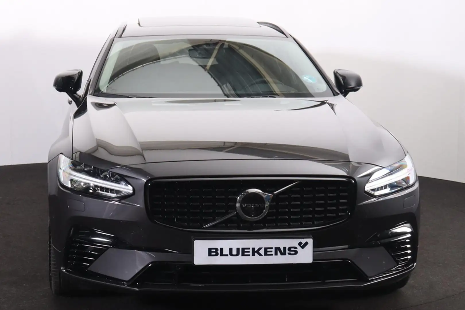 Volvo V90 T8 Recharge AWD Ultra Dark - Luchtvering - Panoram Gris - 2