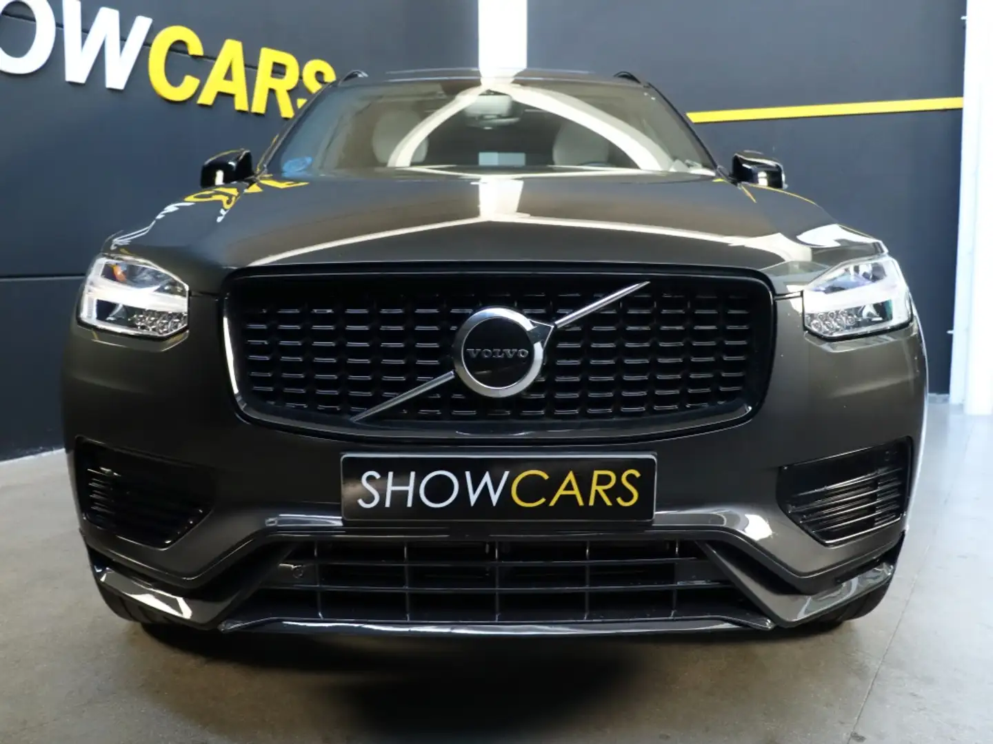 Volvo XC90 T8 Recharge R-Design AWD Aut. Gris - 2