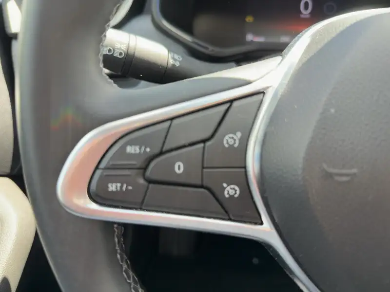 Annonce voiture d'occasion Renault Clio - CARADIZE