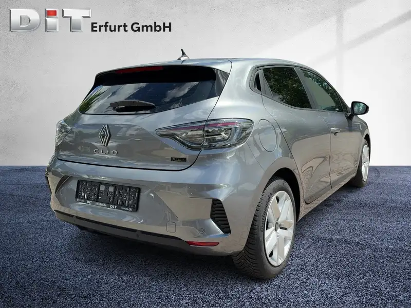 Annonce voiture d'occasion Renault Clio - CARADIZE