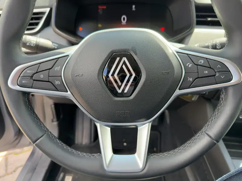 Annonce voiture d'occasion Renault Clio - CARADIZE