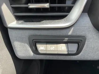 Annonce voiture d'occasion Renault Clio - CARADIZE