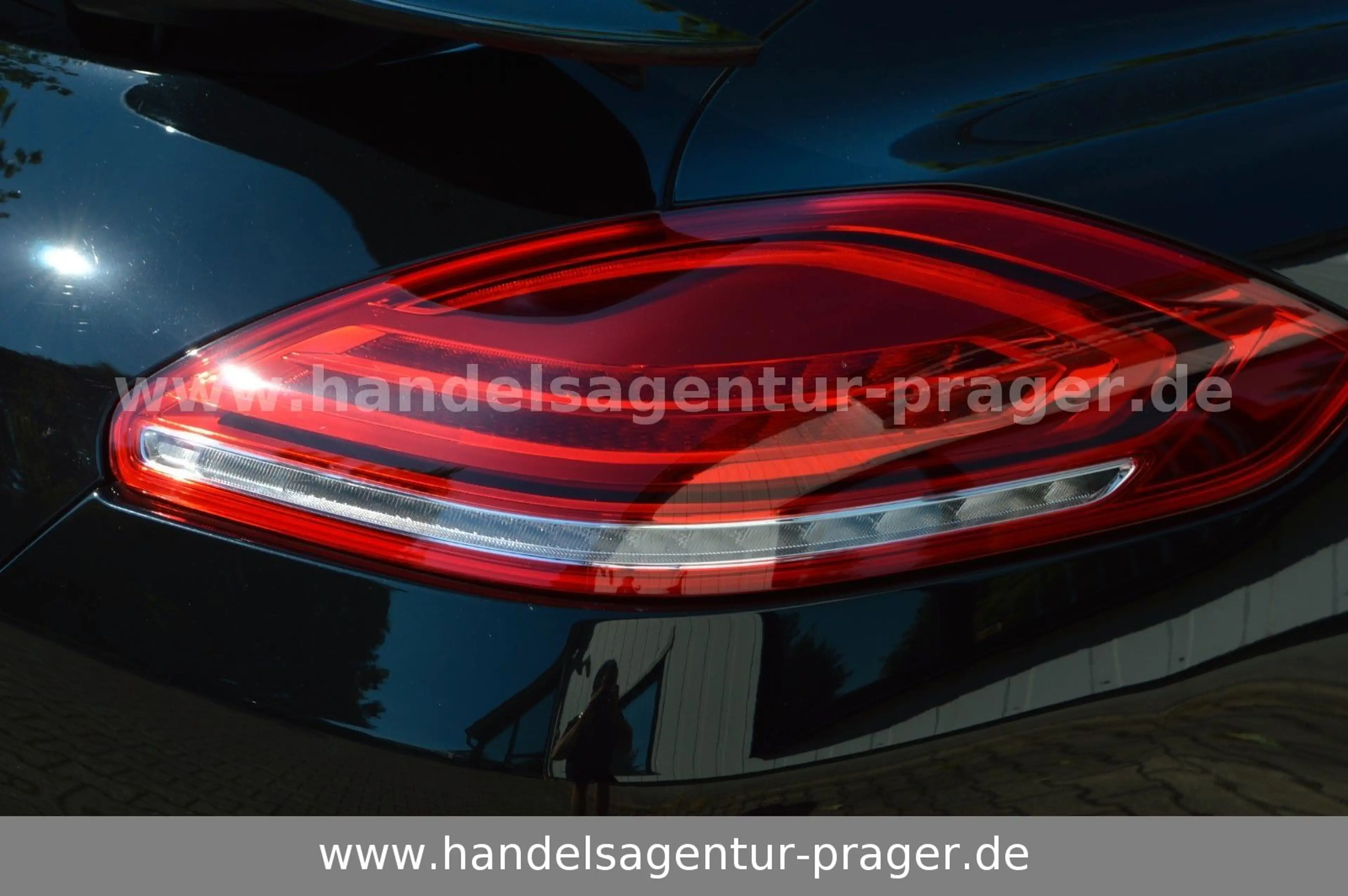 Porsche Panamera Turbo Glasdach Bose Leder Scheckheft — photo 10