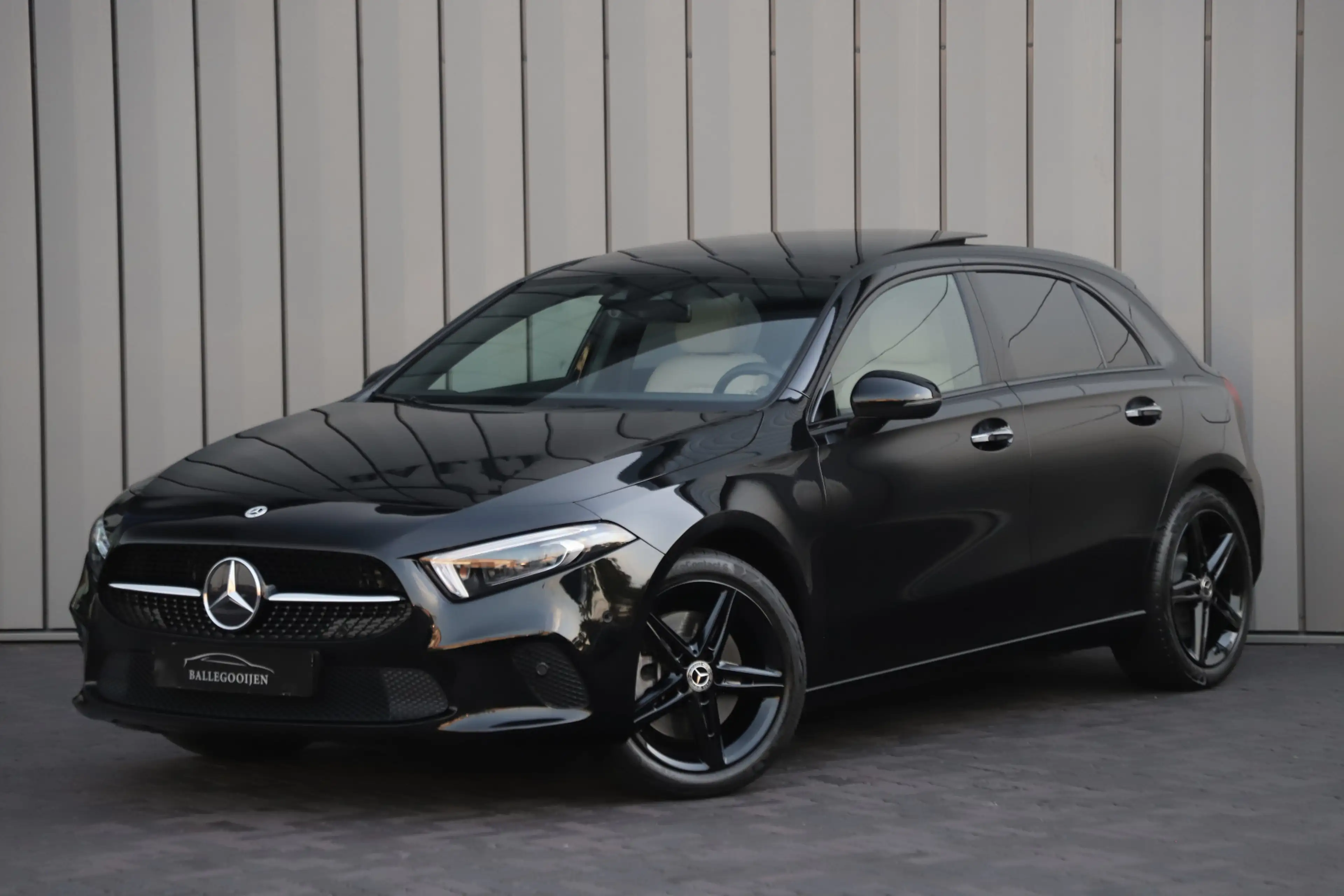 Mercedes-Benz A 250 250e Business Solution | 218PK | Memory | Keyless-