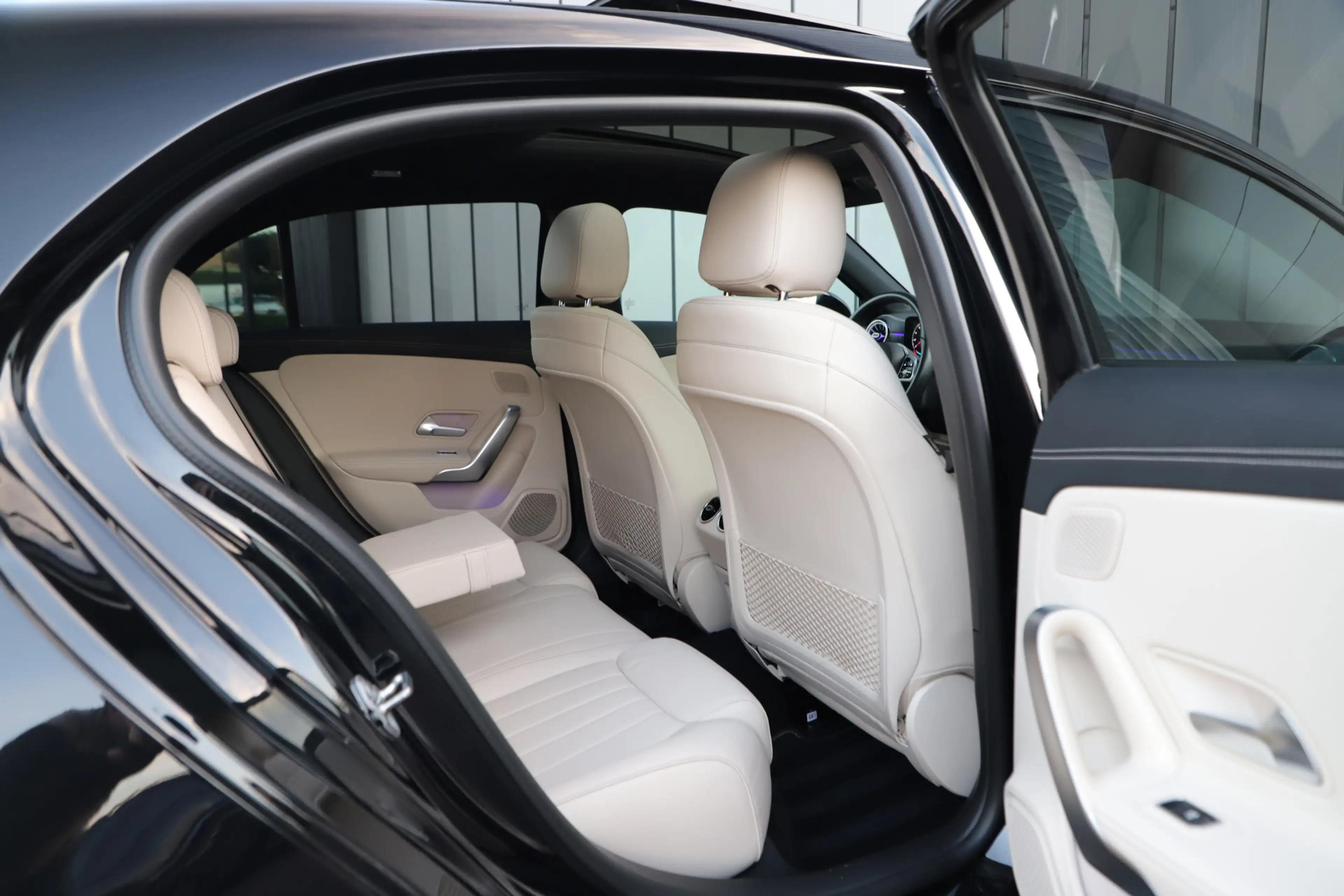 Mercedes-Benz A 250 250e Business Solution | 218PK | Memory | Keyless- — photo 6