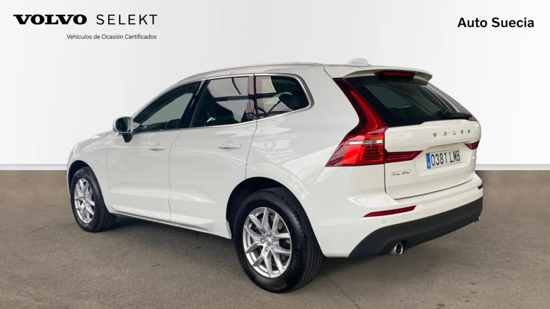 Volvo XC60 TODOTERRENO 2.0 D4 MOMENTUM 5P Wit - 2
