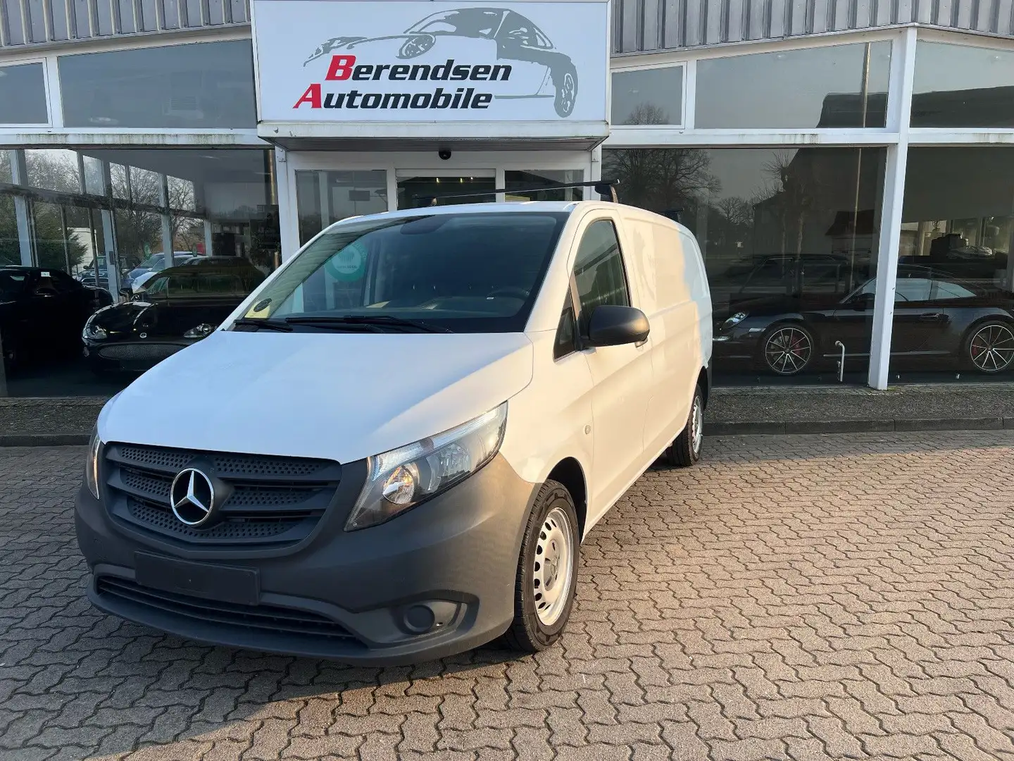 Mercedes-Benz Vito VITO KASTEN 111 CDI/LANG/REGALE/SITZHZG./TÜV+SER Weiß - 1