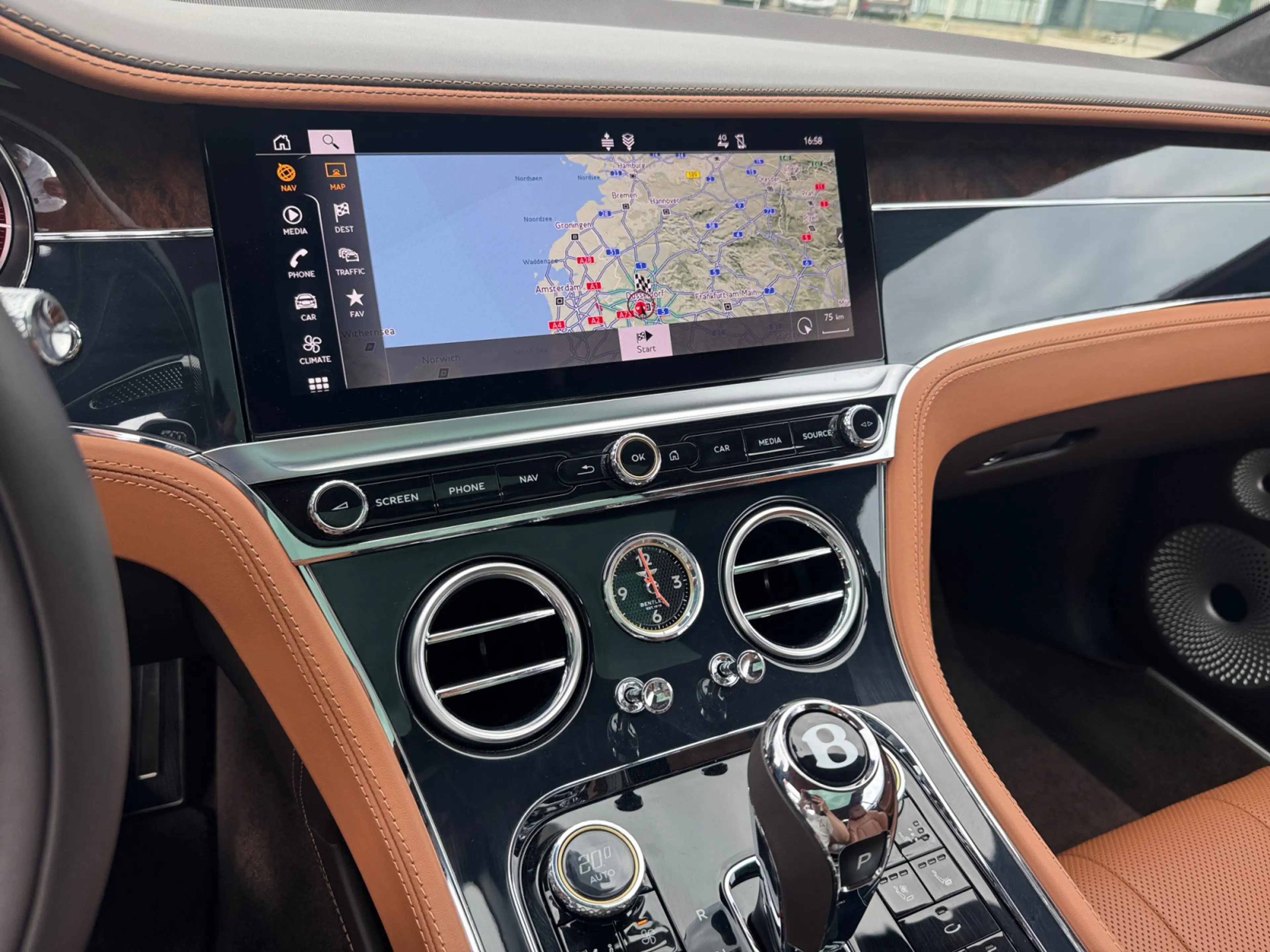 Bentley Continental GT New Continental GT MATRIX-BEAM/MASSAGE/GROSSDACH — photo 8