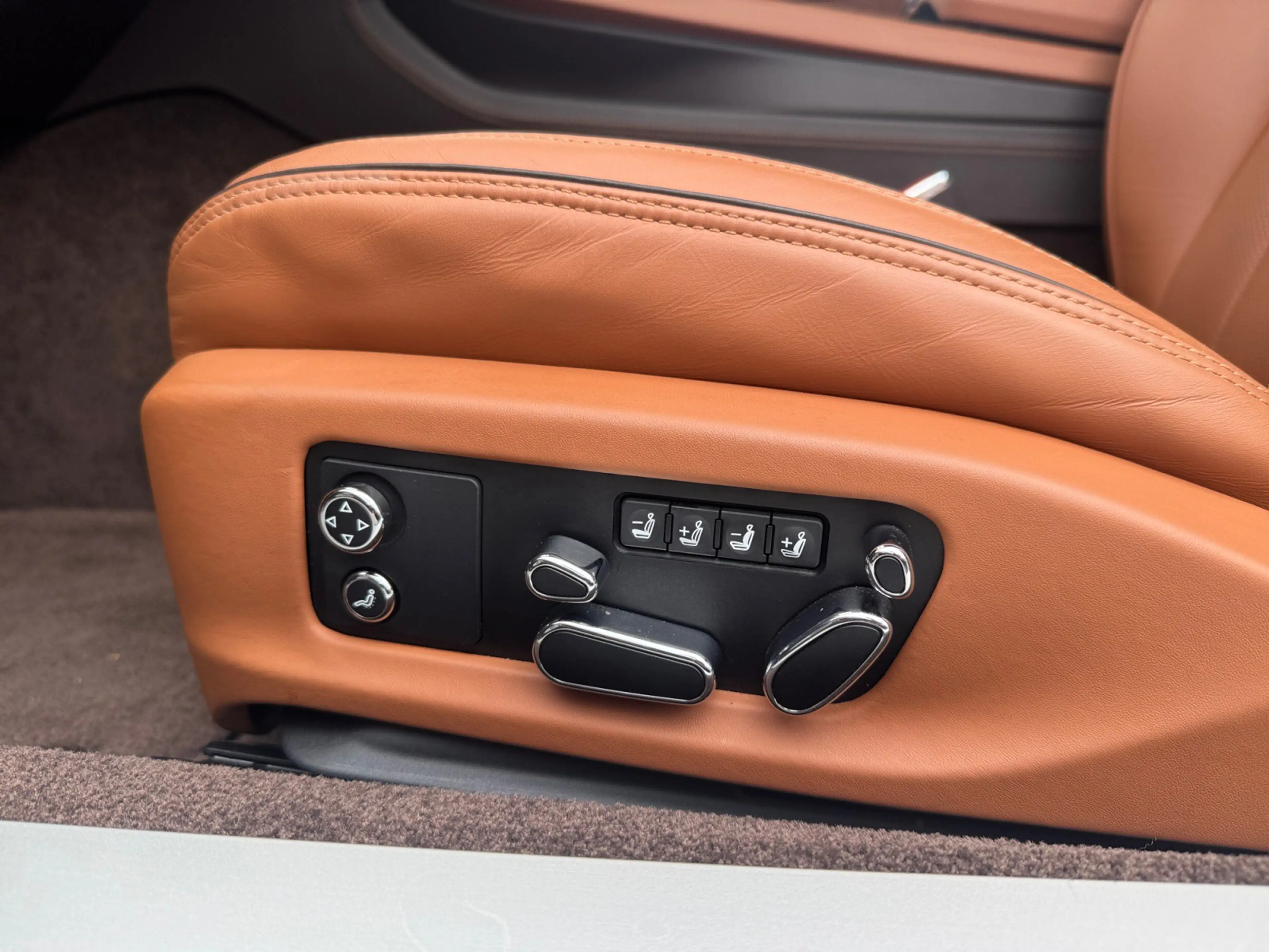 Bentley Continental GT New Continental GT MATRIX-BEAM/MASSAGE/GROSSDACH — photo 9